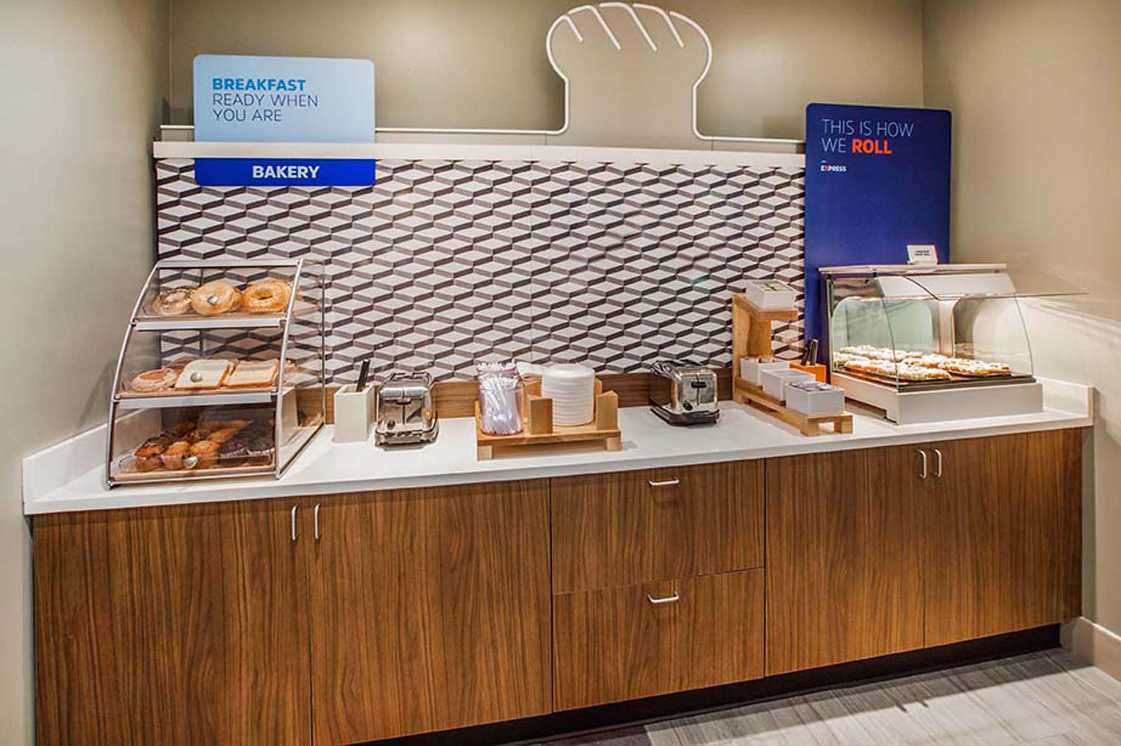 Holiday Inn Express Wichita South By Ihg Esterno foto